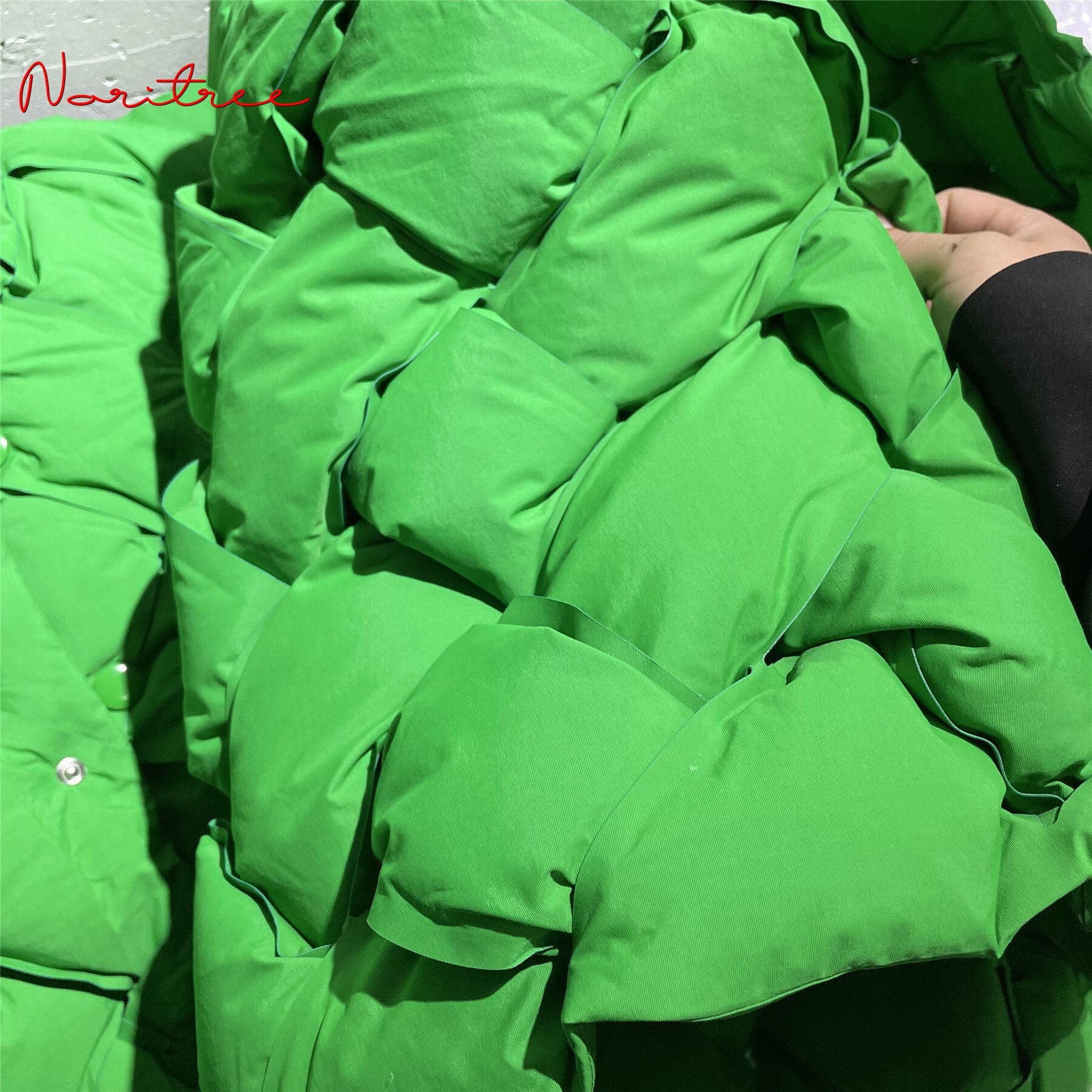 New Fashion Woven Pattern Warm Down Jacket Green Vest Loose Sleeveless Vest