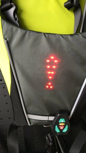 Cycling Bicycle Vest LED Wireless Safety Turn Signal Light Vest for Bicycle Riding Night Warning Backpack Guiding Light